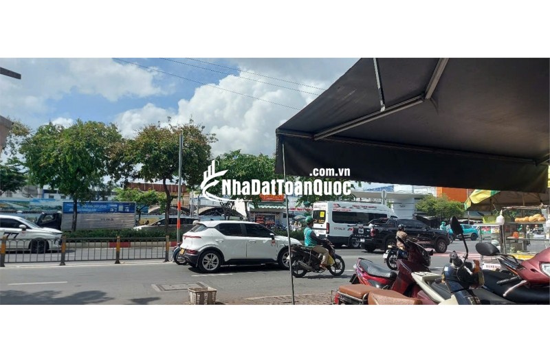 CHUYỂN NHƯỢNG NHÀ 4PN – 4 TẦNG MỚI XÂY – NỘI THẤT CAO CẤP – HẺM ÔTÔ