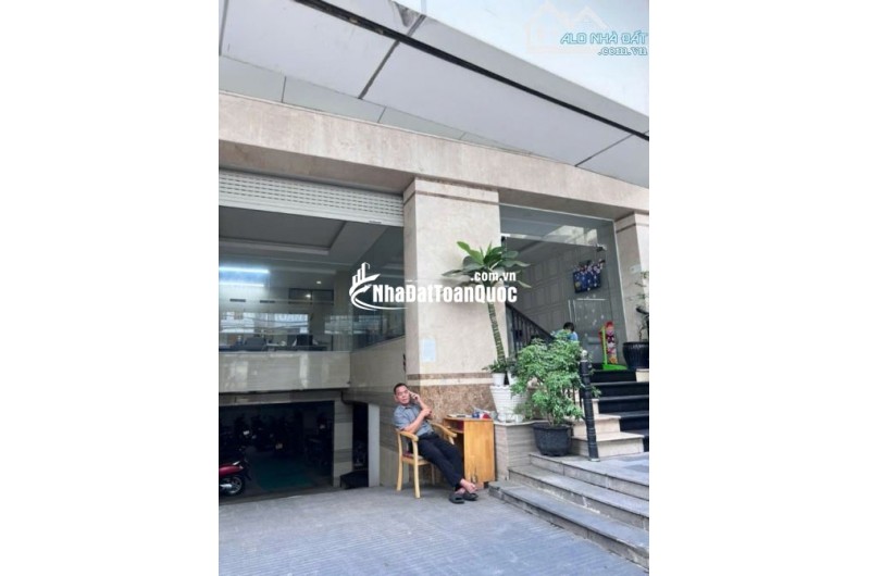 Bán Tòa Nhà CHDV Cao Cấp Ngay Pearl Plaza Bình Thạnh -HĐT: 200 triệu - Hầm 6Tầng - 40Tỷ TL