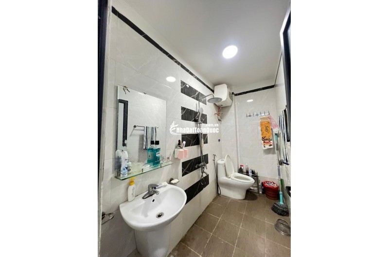 TRỊNH ĐÌNH CỬU - 36M2 - 10M RA PHỐ - NHÀ MỚI ĐẸP - FULL NỘI THẤT - LÔ GÓC THOÁNG SÁNG