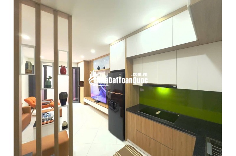 Bán nhà Định Công, 34m2, MT 3.7m, ngõ ô tô tránh đỗ ngày đêm, giá 6,1 tỷ
