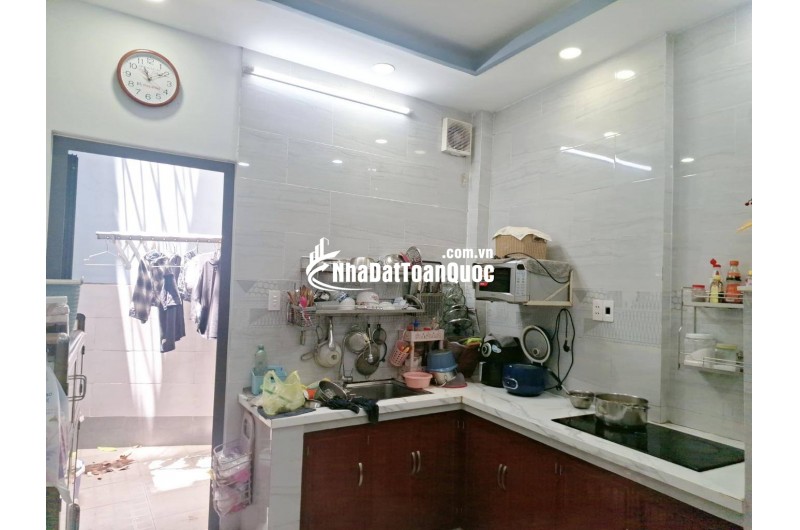 CĂN NHÀ 2 TẦNG, 48M2, HẺM LÊ VĂN LƯƠNG, QUẬN 7 - CHỈ 4.5 TỶ, SỔ HỒNG RIÊNG!