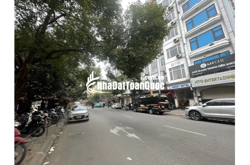 Siêu phẩm Trung Hòa – Cầu Giấy: 68m2, gần Big C, ô tô vào nhà – Mức giá không tưởng chỉ nhỉnh chục tỷ