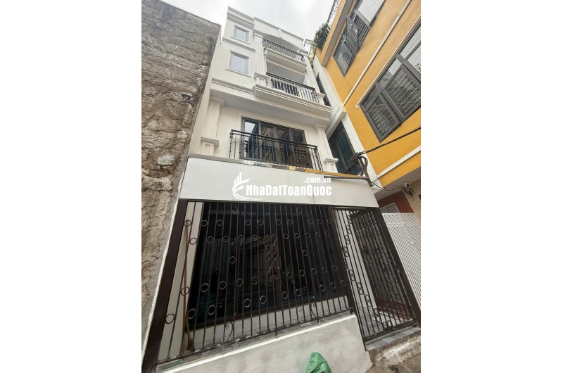 NHÀ ĐẸP MỚI XÂY MIÊU NHA- THANG MÁY- SÁT PHỐ- NGÕ Ô TÔ TRÁNH CÁCH NHÀ 10M- FULL NỘI THẤT- GIÁ 6,X TỶ