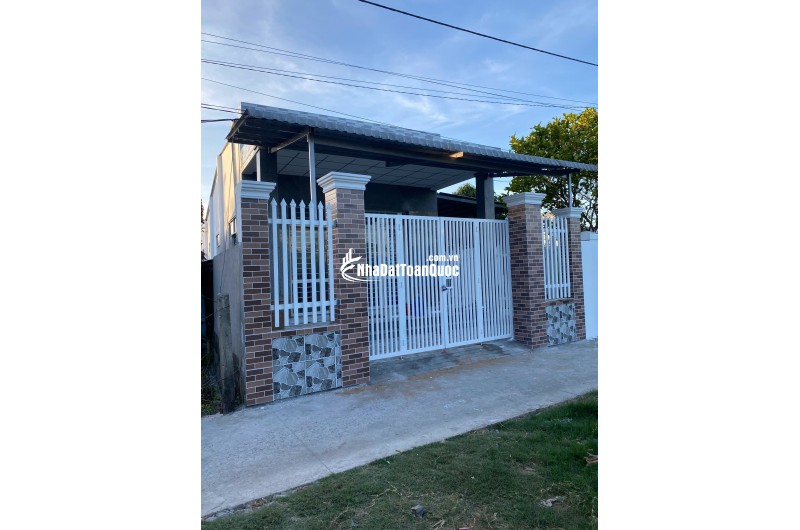 BÁN NHÀ HẺM TẠI PHƯỜNG 1 - TP TRÀ VINH, DT (6X25) GIÁ CHỈ 1.6 TỶ. LH:0985062787.
