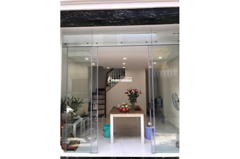 NHÀ MỚI 5 TẦNG Q10 – HXH – GIÁ CHỈ 5 TỶ 4 . LH:0988954579.