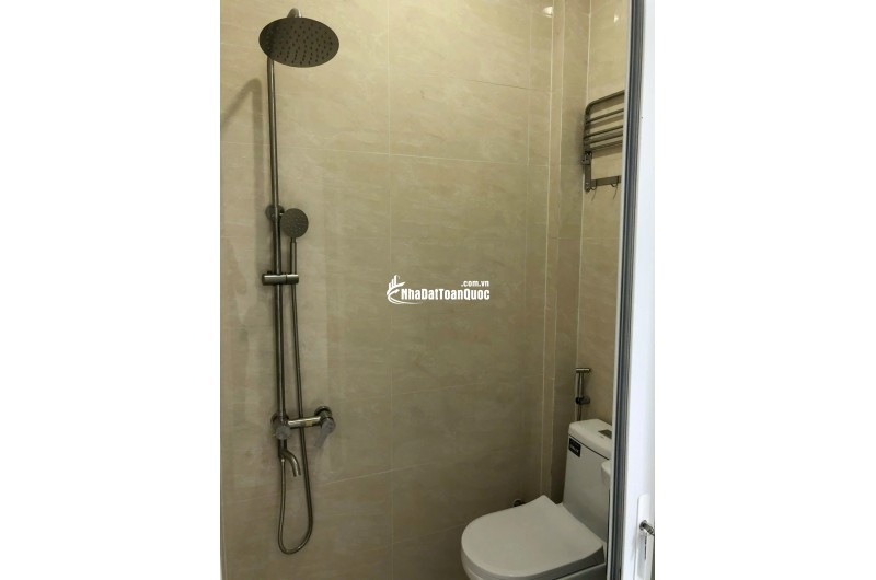 GÓC 2 MẶT TIỀN – 4 TẦNG – THU NHẬP 25TR/THÁNG – NGAY NGÃ 4 NGUYỄN TRÃI Q5. LH:0988954579