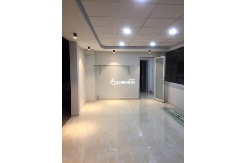 GÓC 2 MẶT TIỀN – 4 TẦNG – THU NHẬP 25TR/THÁNG – NGAY NGÃ 4 NGUYỄN TRÃI Q5. LH:0988954579
