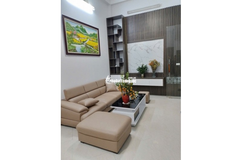 Bán nhà Quang Trung Hà Đông, sát ga tàu điện, vị trí tiềm năng, diện tích 54m chỉ 6.xt