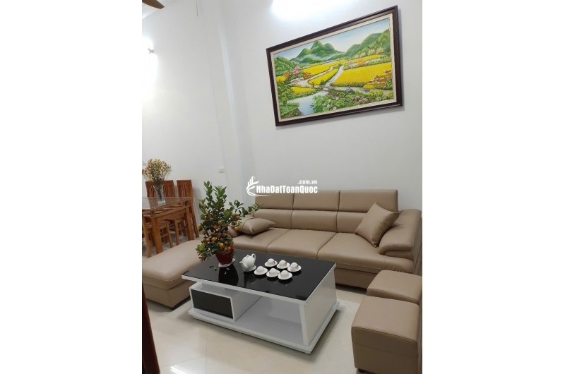 Bán nhà Quang Trung Hà Đông, sát ga tàu điện, vị trí tiềm năng, diện tích 54m chỉ 6.xt
