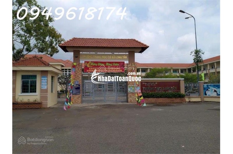 Đất mặt tiền Long Tân view mặt tiền đường lớn 12m, gần khu công nghiệp Đá Bạc, 300TR