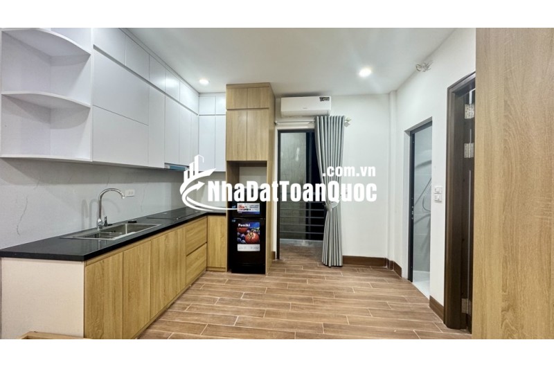 Bán nhà Hoàng Văn Thái, 60m2, 7 tầng, thang máy, 10 phòng cho thuê, full nội thất, 13,55 tỷ.