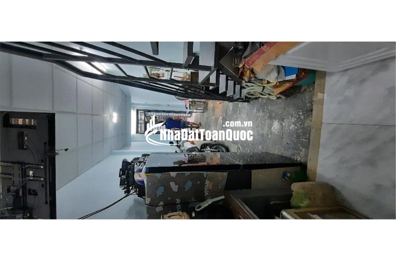 Nhà Trung Tâm Q10, Gần NowZone – DTSD 44m², Gác Suốt – Giá Mềm 3.X Tỷ