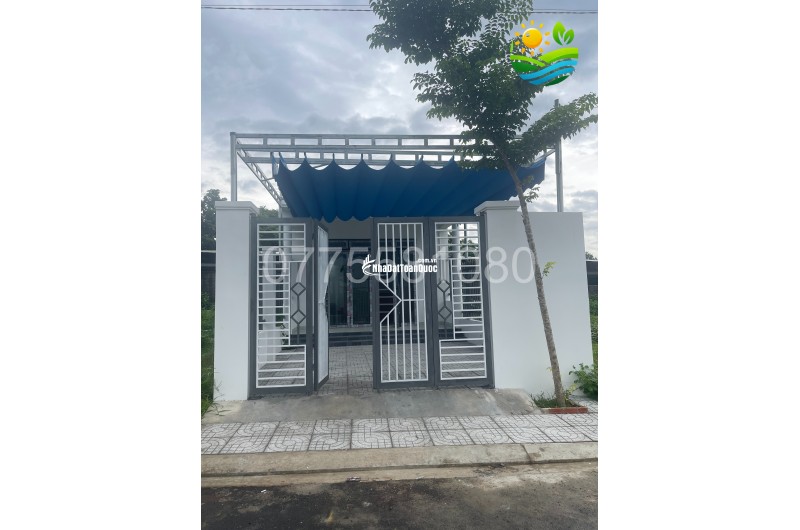 Nhà mới Bình Minh, 105m2 tc, có hđ thuê 3 tr/th, cạnh trường Trịnh Hoài Đức