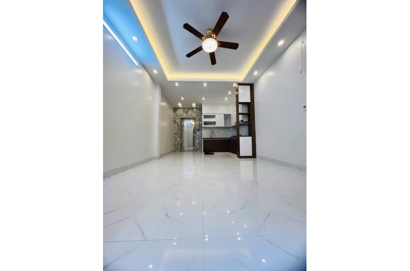 Mua ngay nhà Tây Hồ 77m, mặt tiền 4.3, 6 tầng, thang máy, oto ngủ trong nhà, chỉ 22.5 tỷ!