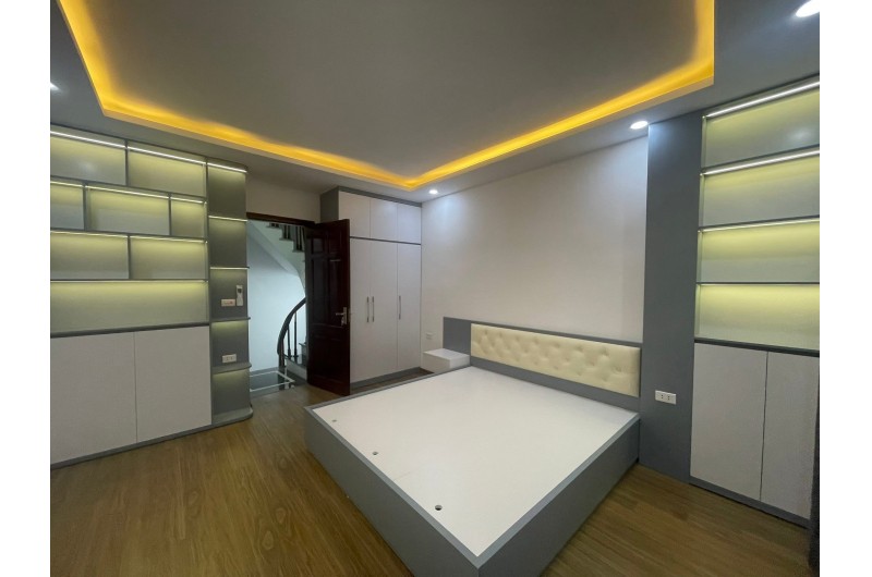 Căn nhà phố Hạ Đình - 30m2, mặt tiền 3.9m - Trung tâm Thanh Xuân - 7.5 tỷ