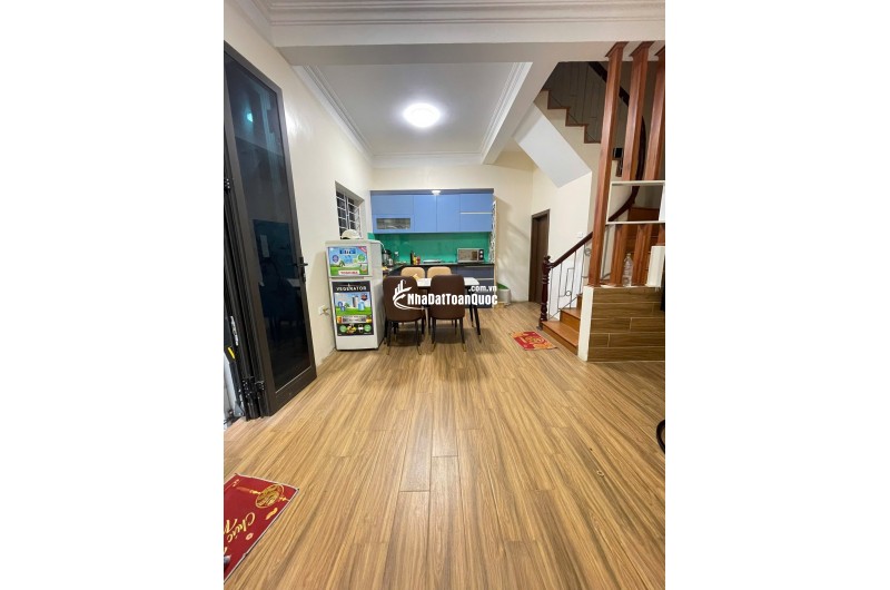 Bán  Nhà Định Công Thượng 30m2 4T 5m MT 6.95 tỷ Hoàng Mai NGÕ THÔNG THOÁNG_ VỊ TRÍ ĐẸP - Ô TÔ ĐỖ CỬA