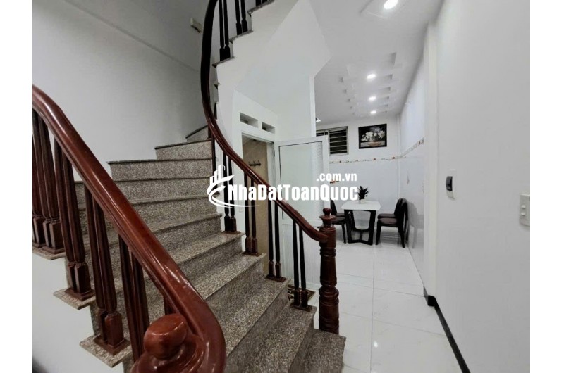 Bán Nhà Đại Từ, Hoàng Mai  2 thoáng sổ vuông 38m2x4T MT 3m giá chỉ 7,75 tỷ