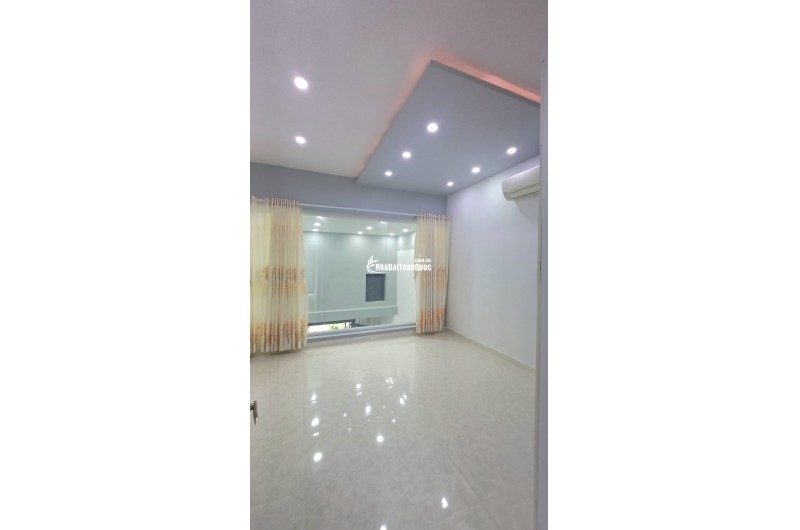 BÁN NHÀ ĐƯỜNG PHẠM VĂN CHIÊU GÒ VẤP -  2 TẦNG -  36M2 - Vuông Vức - CHỈ 4 TỶ 050.