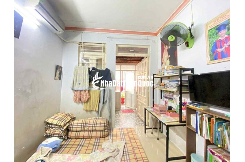 Bán nhà Bùi Quang Là, P.12 Gò Vấp
