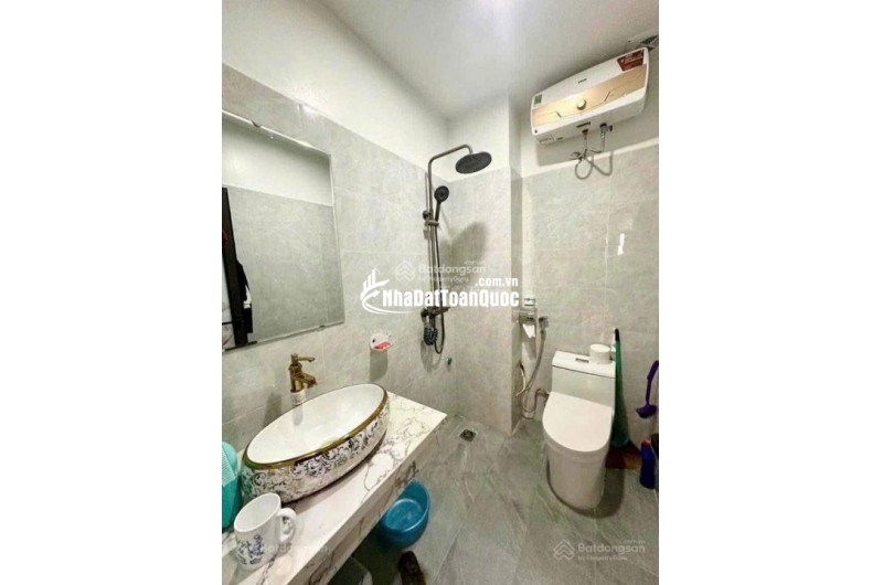 Bán nhà Đại Từ, 34m2, MT 3.7m, ngõ ô tô tránh đỗ ngày đêm, giá 6 tỷ
