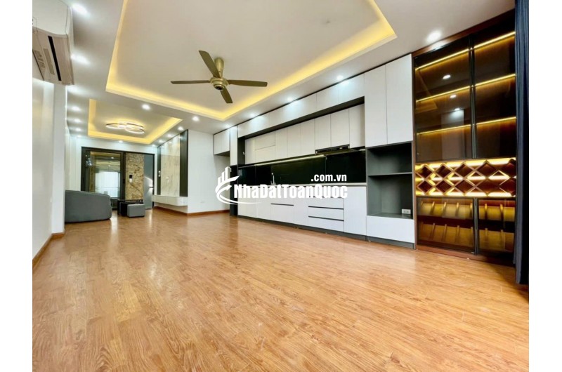  Nhà Đẹp 6 Tầng, Gara 7 Chỗ -Trung Tâm Hành Chính Bắc Từ Liêm-Kinh doanh