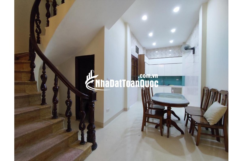 VỊ TRÍ ĐẮC ĐỊA QUẬN HOÀNG MAI - 45M2 - 7.6 TỶ - 15M RA MẶT PHỐ - NGÕ RỘNG THOÁNG SÁNG - NHÀ DÂN XÂY CHẮC CHẮN