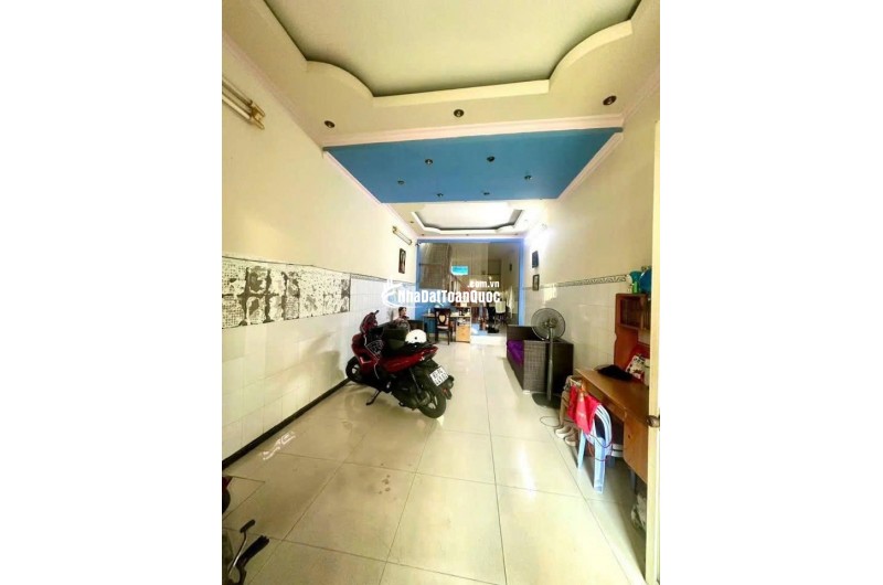 Bán nhà Hòa Hảo Quận 10 giá tốt, 4 tầng 40m2 với giá 6.3