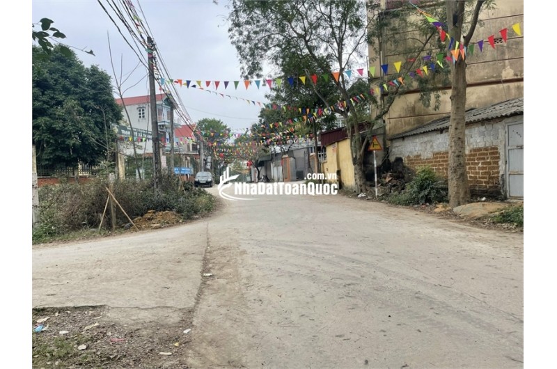tôi bán đất gần chúc sơn chỉ 1,x tỷ 0972694755