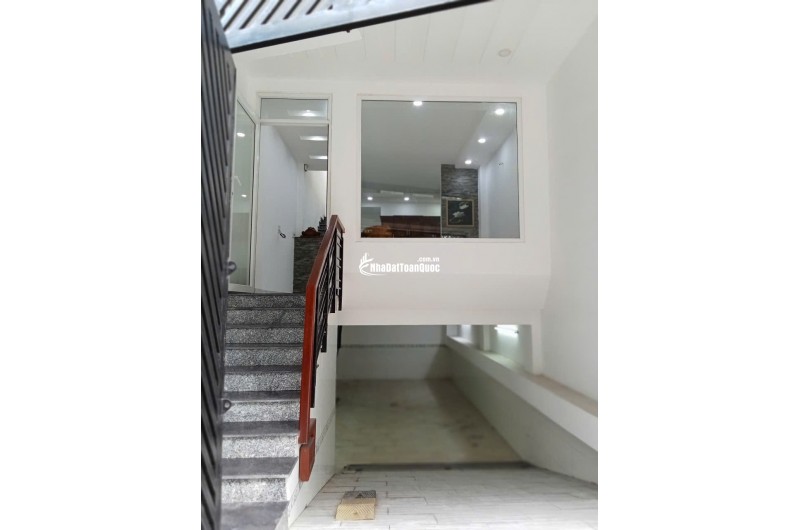 SIÊU PHẨM NHÀ ĐẸP – CÓ TẦNG HẦM ĐỂ XE-HẺM XE HƠI 6M – Q12, CHỈ 5 TỶ 5