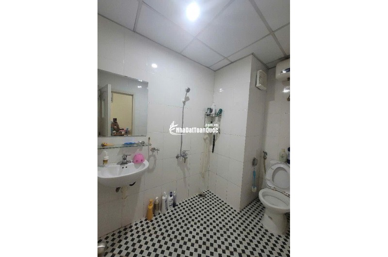 Hiếm bán gấp nhà Yên Phúc Hà Đông 55m 6 tầng nhỉnh 14 tỷ ,xe oto tránh