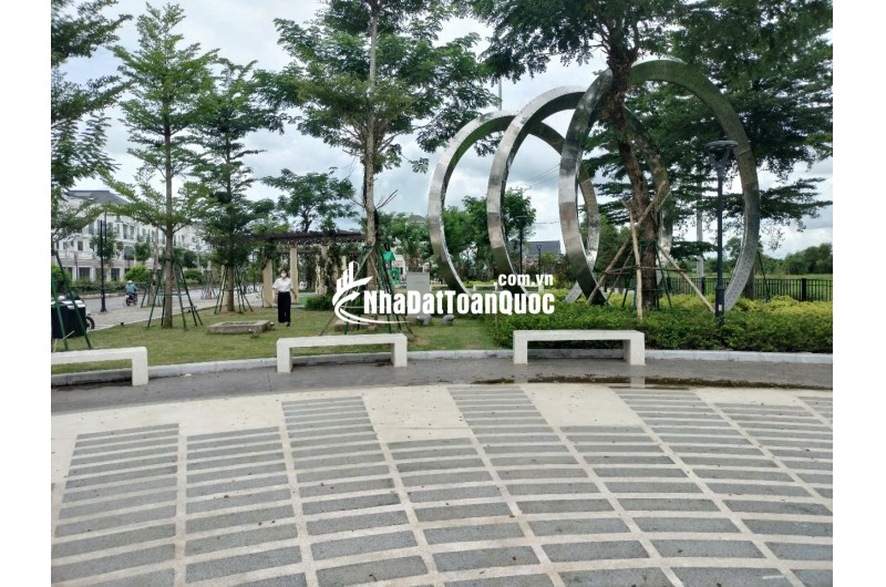 Bán đất nền thổ cư 100% ( Đất loại ODT) ngay khu vực CBD ( Long An)