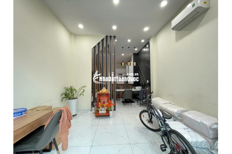 BÁN NHÀ 16 ĐƯỜNG DC 5, SƠN KỲ, TÂN PHÚ: DT 56M2 (1T2L) SHR CHỈ 8.6 TỶ. LH:0901777379.