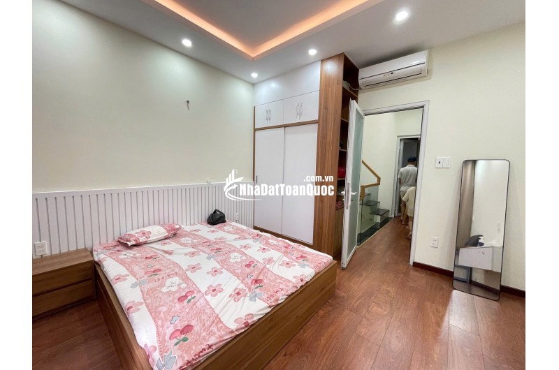 BÁN NHÀ 16 ĐƯỜNG DC 5, SƠN KỲ, TÂN PHÚ: DT 56M2 (1T2L) SHR CHỈ 8.6 TỶ. LH:0901777379.