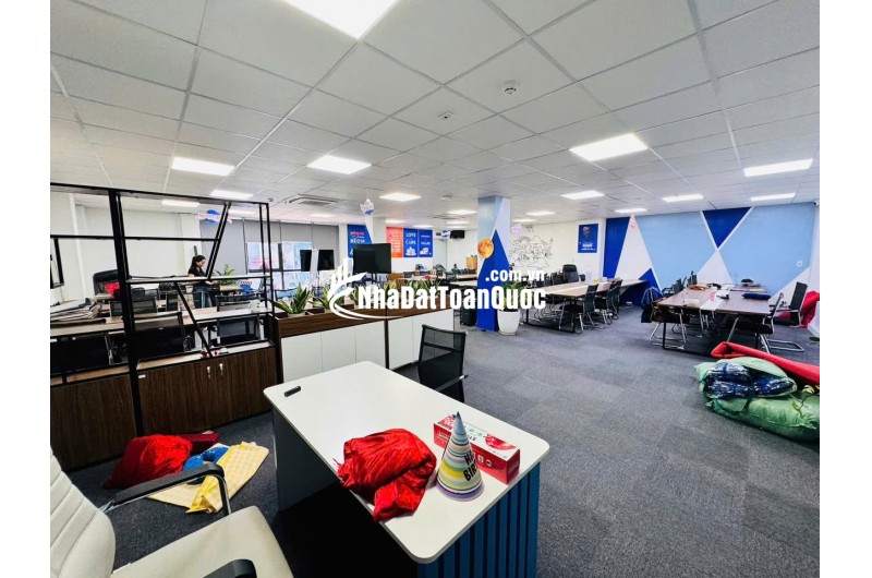 Tòa văn phòng Lê Trọng Tấn, Thanh Xuân. 180m2, 9 tầng, giá 65 tỷ( còn thương lượng).