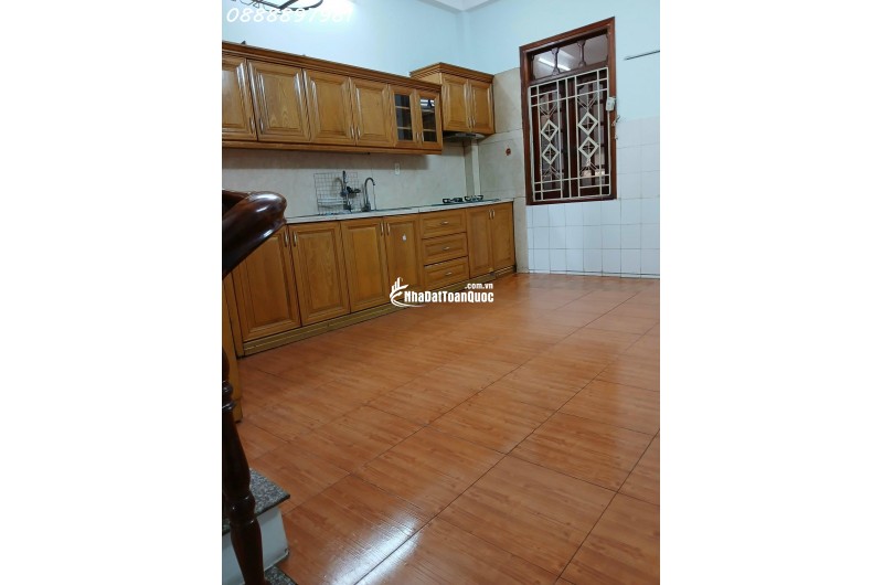 BÁN NHÀ 4 TẦNG HXH 6M GẦN SÂN BAY CHỈ 9.5 TỶ
