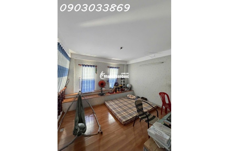 SIÊU PHẨM MẶT TIỀN KINH DOANH, ĐƯỜNG SỐ 8, TRƯỜNG THỌ - NGANG KHỦNG 7,7M, 5 PHÒNG - NỞ HẬU TÀI LỘC