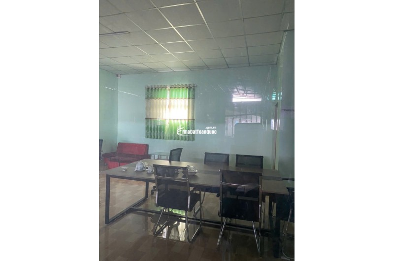 BÁN NHÀ XƯỞNG MẶT TIỀN TỈNH LỘ DT879, 2300M2 SẴN SHR CHỈ 20 TỶ. LH:0938898920 – 0938702006.