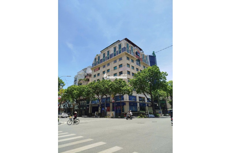 Tòa Nhà VP Cao cấp hạng A,  mặt phố Bà Triệu , Tràng Tiền,  Hoàn Kiếm, Hà Nội. 700m2, 11 Tầng, 740 tỷ . Hot!