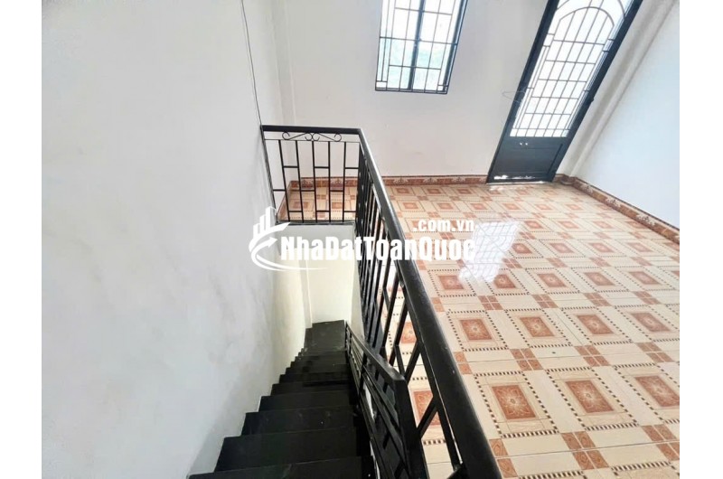 CHÍNH CHỦ BÁN NHÀ 2 TẦNG - HƯƠNG LỘ 2 - 64M2 (4X16M)- HẺM XE TẢI - NHỈNH 4 TỶ XÍU XIU .