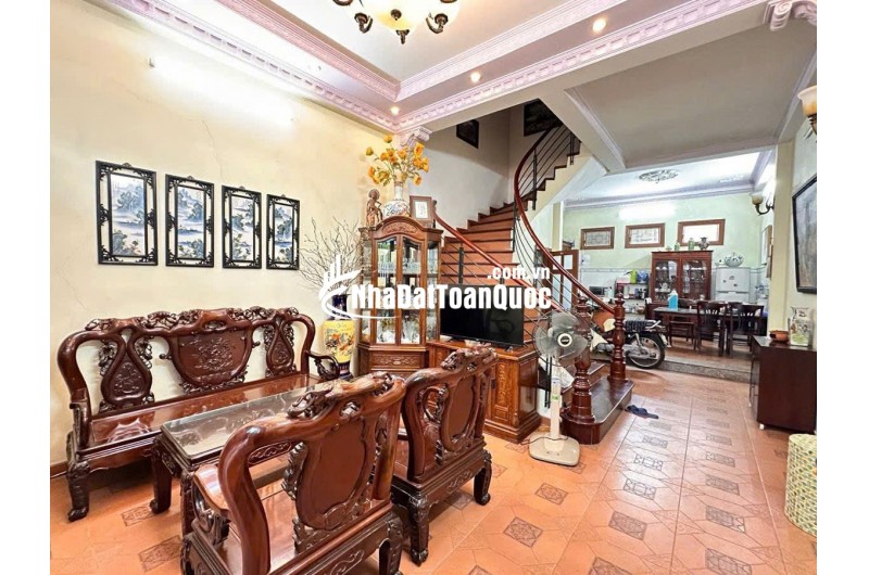 Siêu phẩm Khương Đình ngõ thông,nhiều tiện ích, kinh doanh đỉnh 62m chỉ 19 tỷ
