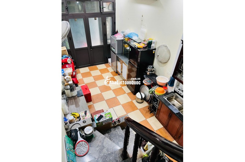 Bán nhà trung tâm Bồ Đề 5 tầng 5.3 tỷ