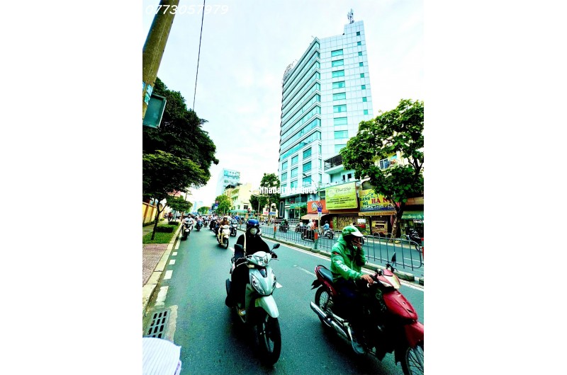 BÁN TÒA NHÀ VĂN PHÒNG MẶT TIỀN NGUYỄN THỊ MINH KHAI Q1