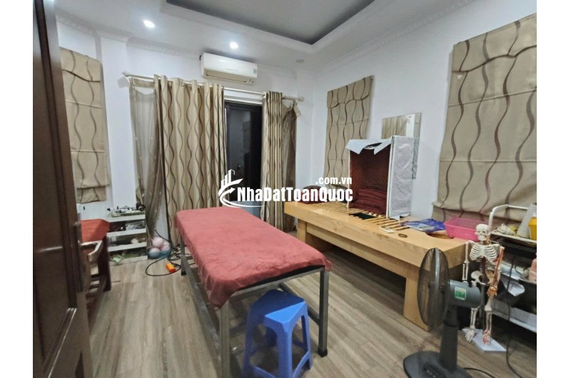 Bán nhà Bát Khối - Nhà đẹp dân xây - Lô góc 3 thoáng - Ô tô - Kinh doanh - chỉ 7.4 tỷ