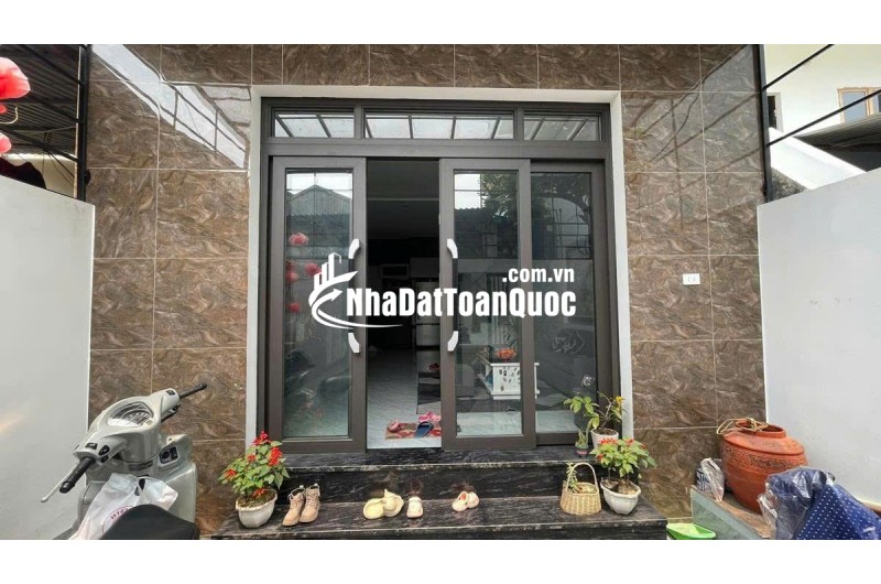 cần bán nhà ngõ thông rộng hưng phúc hoàng mai h