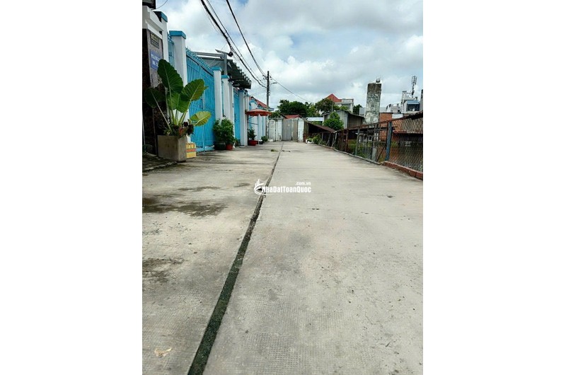 HOT-- BÁN NHÀ 3 TẦNG - NGAY TỈNH LỘ 10 - 68M2 ( 4×17M) - HXH- NHỈNH 4 TỶ.