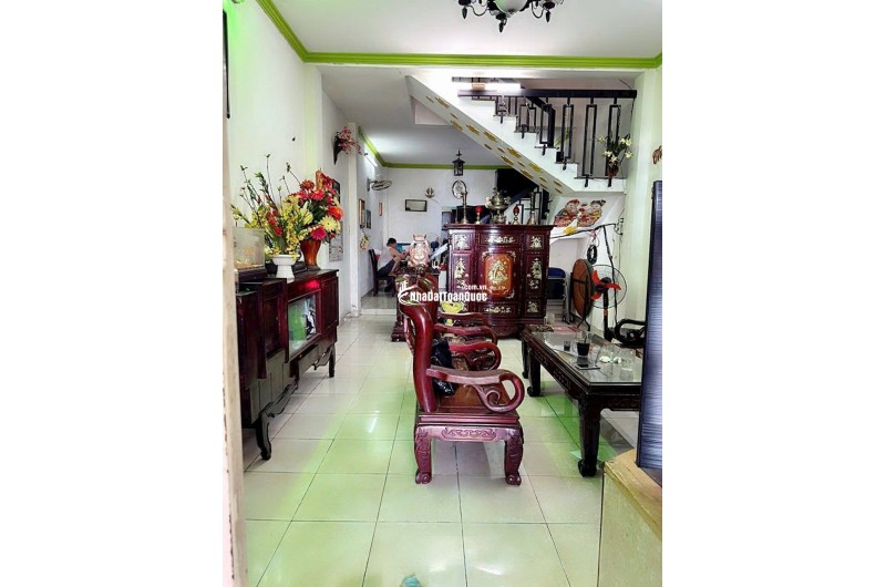 HOT-- BÁN NHÀ 3 TẦNG - NGAY TỈNH LỘ 10 - 68M2 ( 4×17M) - HXH- NHỈNH 4 TỶ.
