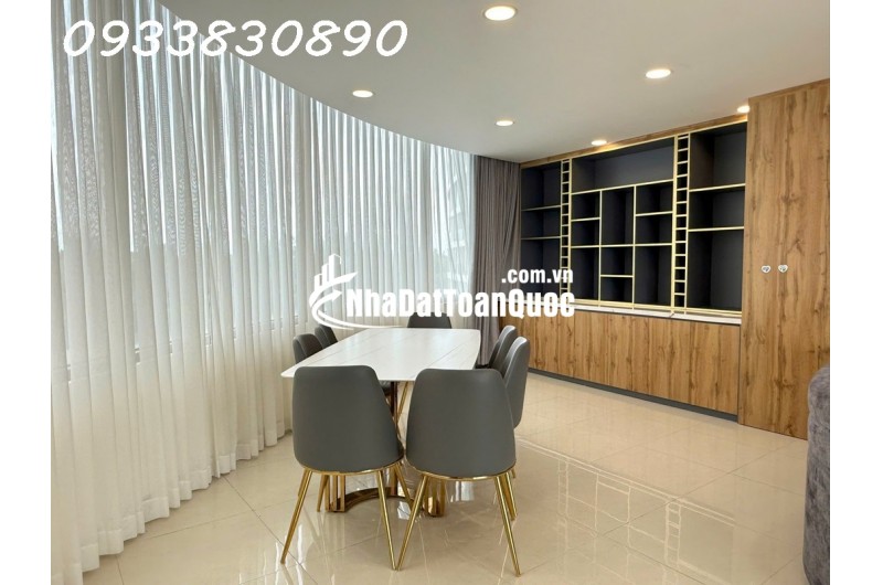 CĂN HỘ CAO CẤP 138M2 - GATEWAY VŨNG TÀU - GIÁ HỜI 5.4 TỶ
- 3 PN, 2 WC, 7 TẦNG, HƯỚNG ĐÔNG BẮC, NGUYỄN AN NINH, VỊ TRÍ VÀNG
- SỔ HỒNG CHÍNH CHỦ, TIỆN