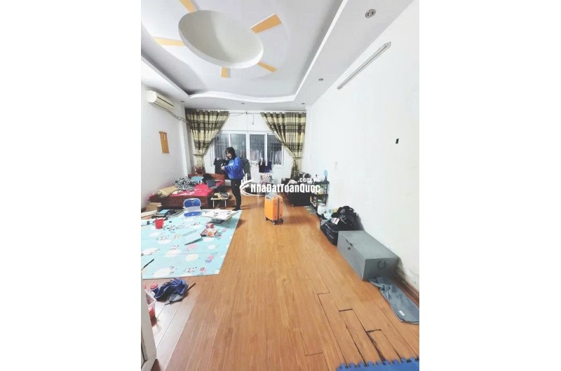  SIÊU PHẨM NGÕ PHỐ NGUYỄN PHÚC LAI – Ô TÔ LÙI TẬN CỬA – CÁCH PHỐ CHỈ 15M – GIÁ TỐT
