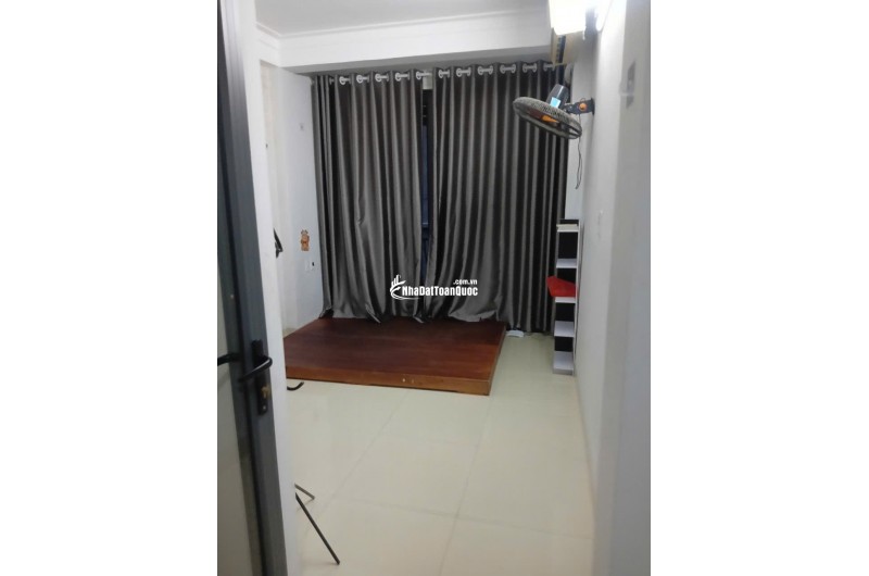 Bán biệt thự liền kề Long Biên, 22m2, 5 tầng, 4.2 tỷ, sổ đỏ