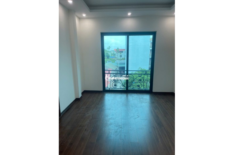 NHÀ 5T - NGÕ Ô TÔ - GẦN QL6 / CÂY XĂNG ĐỒNG MAI - MẶT TIỀN THÔNG THOÁNG